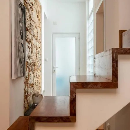 Casa Maputo - 1 Bedroom Apartment Lisbon